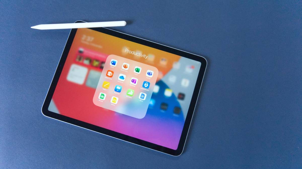 iPad Air and Apple Pencil