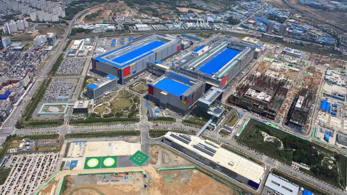 Samsung Semiconductor Chip Plant Pyeongtaek Campus South Korea