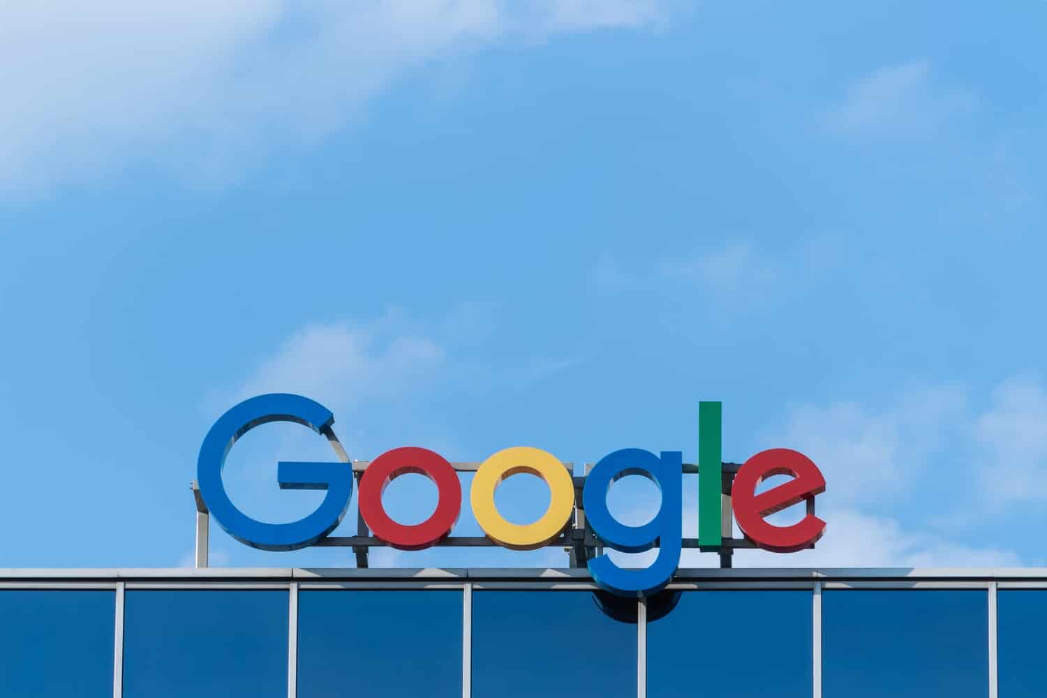 Google、従業員に勤務中のインターネットアクセス制限を課す