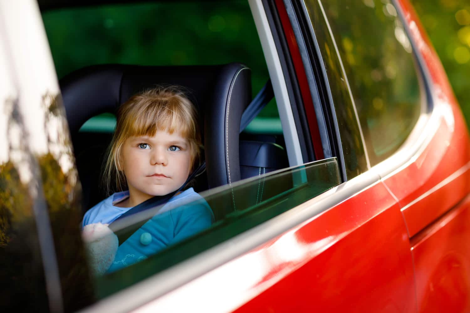 「まだ着かないの？」：車の移動時間が子供にとって耐え難い理由