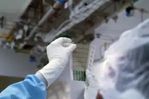 mit thin solar cell 1