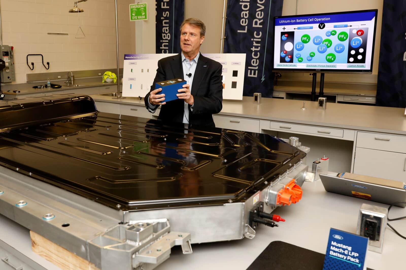 Ford、ミシガン州に35億ドルのLFP電池工場を発表 2026年に中国CATLと提携