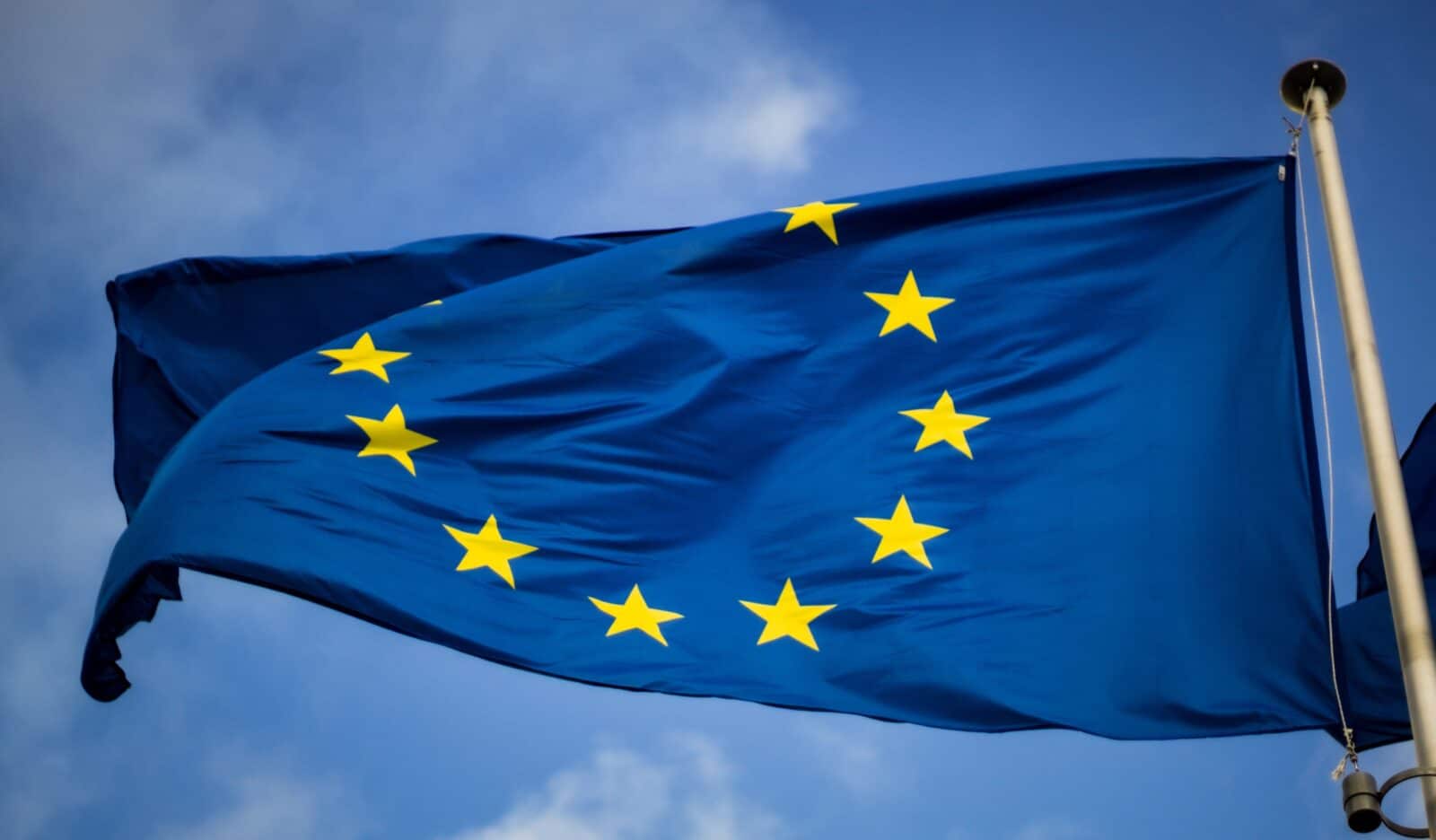 EUはAI規則に関して歴史的な合意に達した