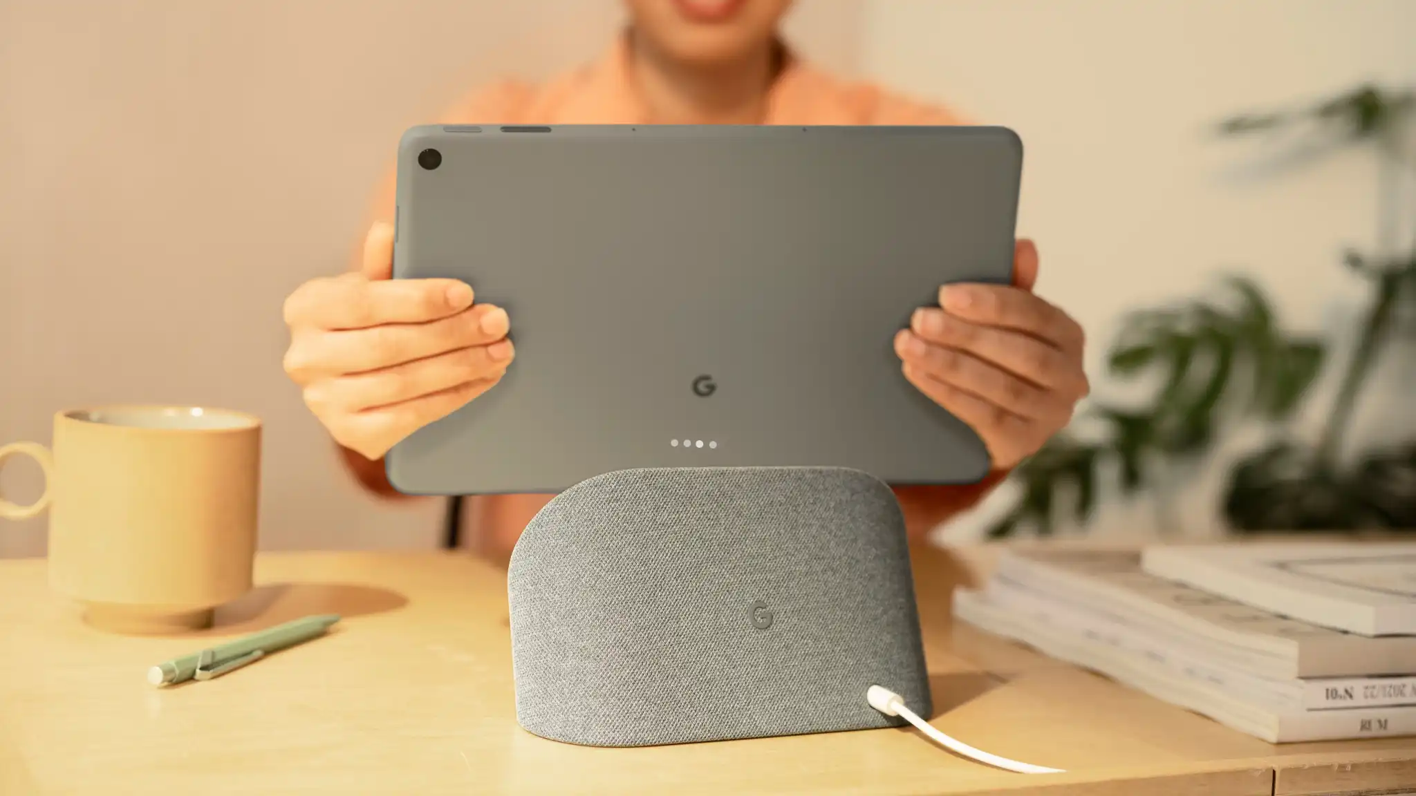 Google、スマートディスプレイにもなるタブレット「Pixel Tablet」を発表！6月20日発売で79,800円から
