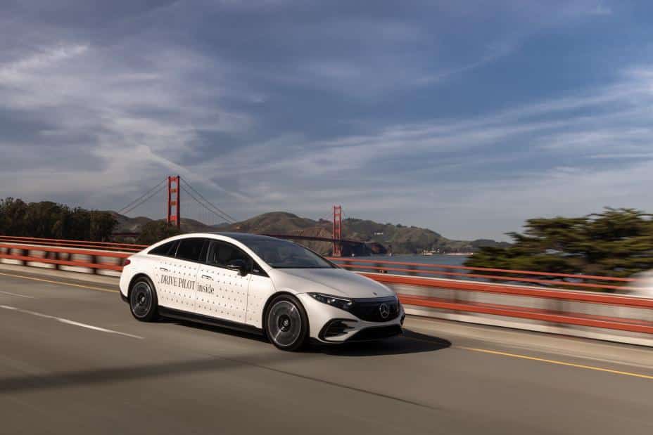 Mercedes-Benz、米カリフォルニア州において初の自動運転車の販売認可を受ける