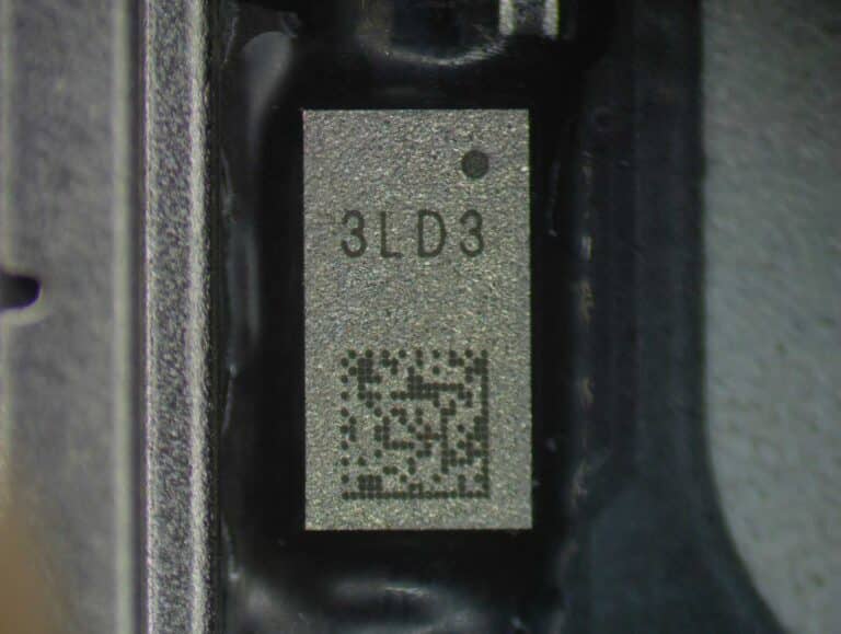 iPhone 15 USB C flex cable chip 2