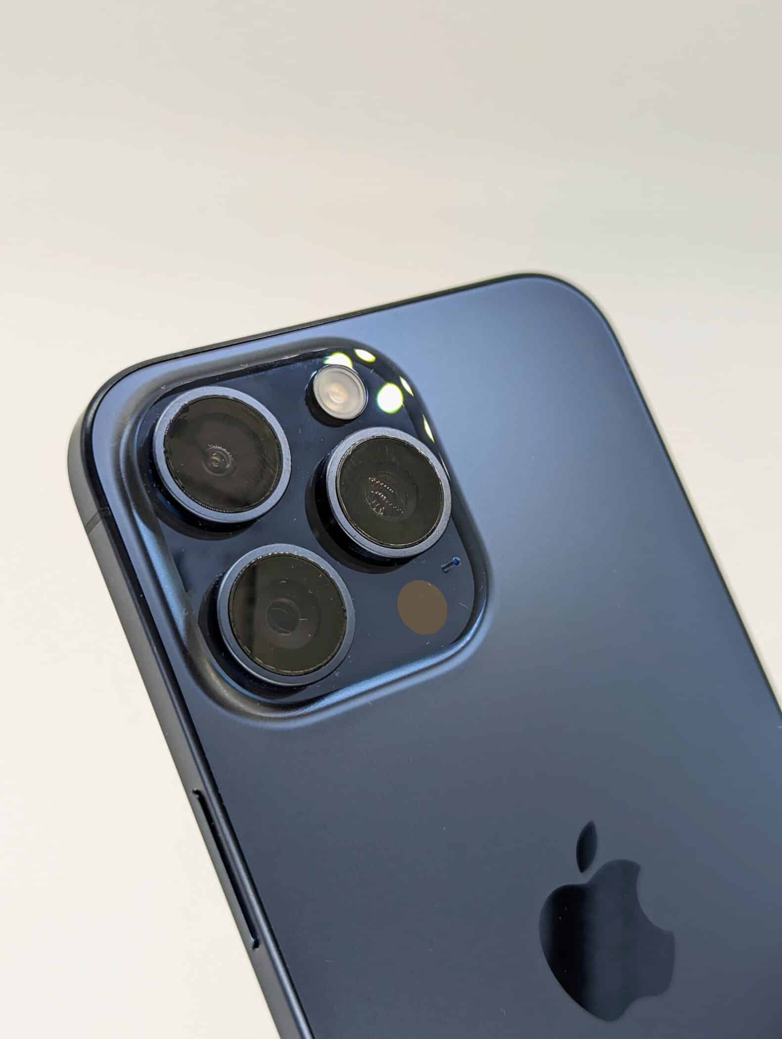 【レビュー】iPhone 15 Pro Max ファーストインプレッション：大きな変化は軽量化？