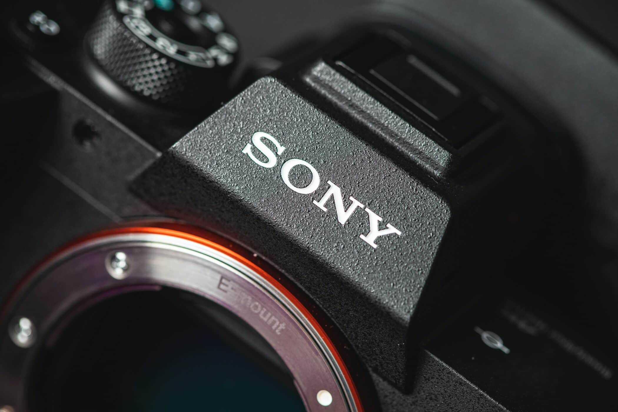 Sony、ミラーレスカメラ「α」で撮影画像の真正性を担保する追加機能の検証を完了、来春からファームウェア提供へ