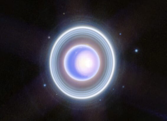 ジェイムズ・ウェッブ宇宙望遠鏡による天王星の新しい眺め