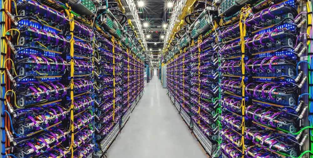 Google、同社史上最も強力なAIアクセラレーター「Cloud TPU v5p」を発表